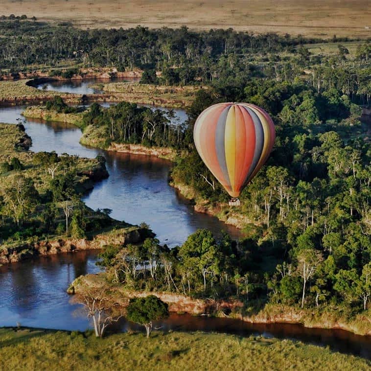 Serengeti hot air balloon safari