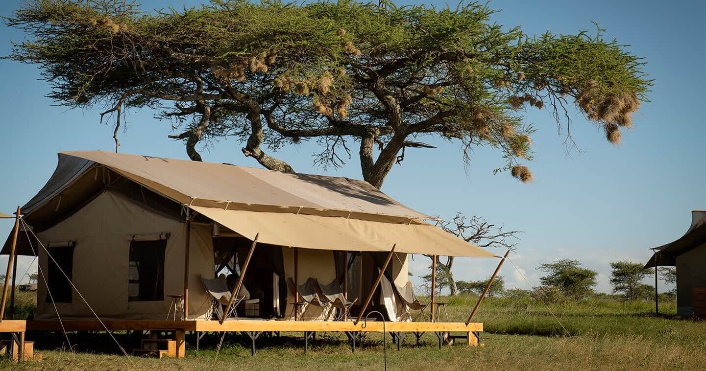 serengeti safari camp location